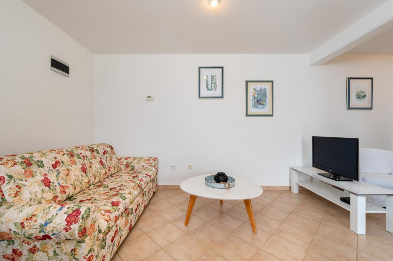 Villa Bella Vista - Apartments Labin  Exterior photo